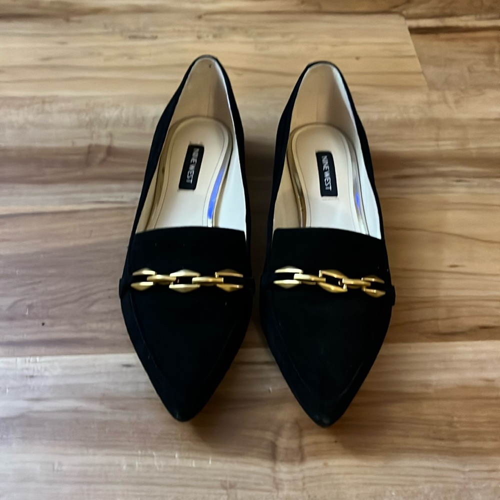 Nine West Women’s Ahara Lofa Black Suede Size 6  Slip On.